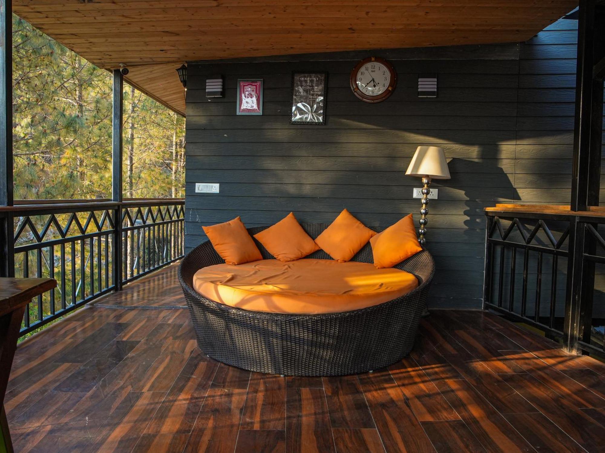 Thehimalayanliving Whistling Pines Hotel มุกเตชวาร์ ภายนอก รูปภาพ
