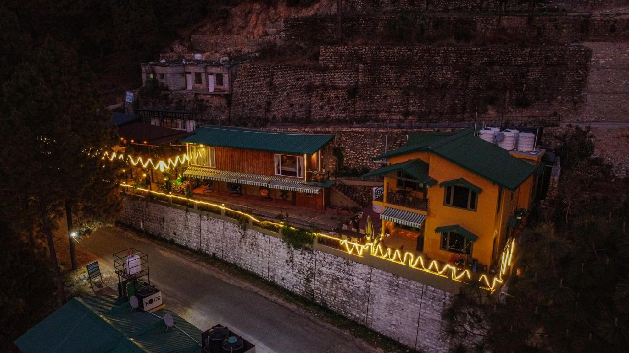 Thehimalayanliving Whistling Pines Hotel มุกเตชวาร์ ภายนอก รูปภาพ
