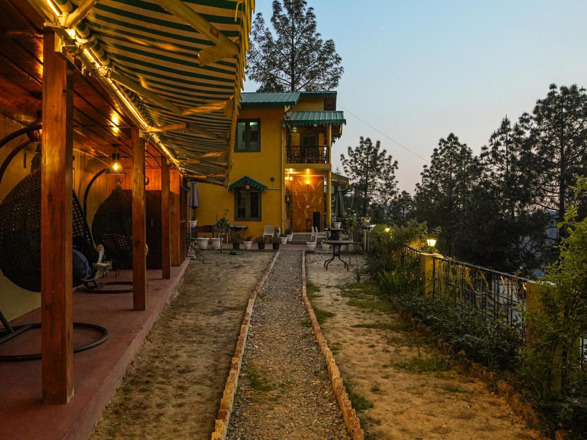Thehimalayanliving Whistling Pines Hotel มุกเตชวาร์ ภายนอก รูปภาพ