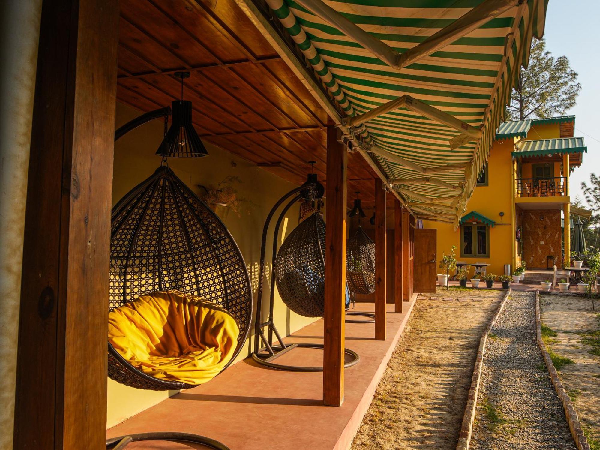 Thehimalayanliving Whistling Pines Hotel มุกเตชวาร์ ภายนอก รูปภาพ